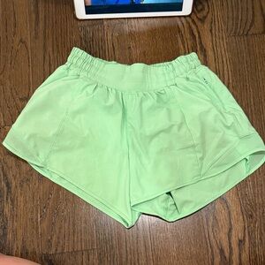 Screen Green Light Low Rise Lululemon Hotty Hot Shorts